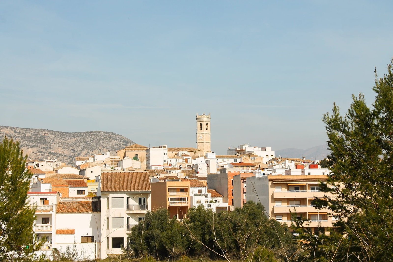 Teulada y el campanario de la Iglesia